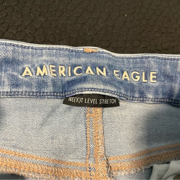 American Eagle denim shorts size 2 - Picture 2 of 5